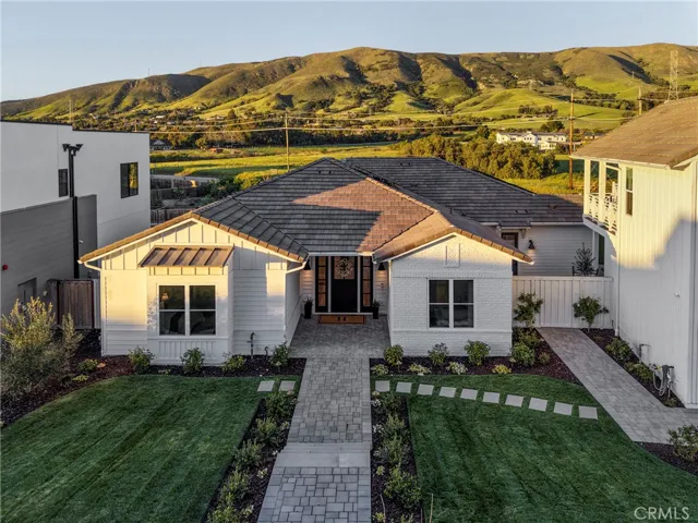 1454 Hansen Lane, San Luis Obispo, California 93401