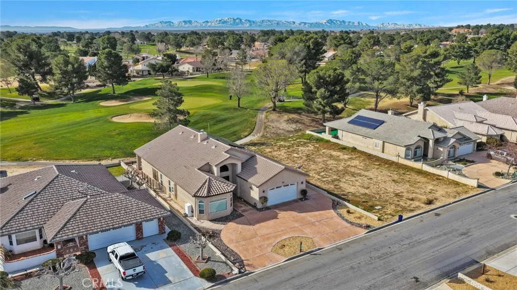 15005 Tournament, Helendale, California 92342 home-pic-46