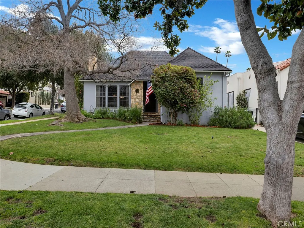 1152 N Cedar, Glendale, California 91207 home-pic-1