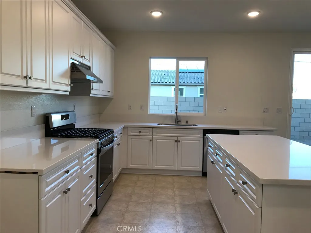 16031 Cordova, Victorville, California 92394 home-pic-12