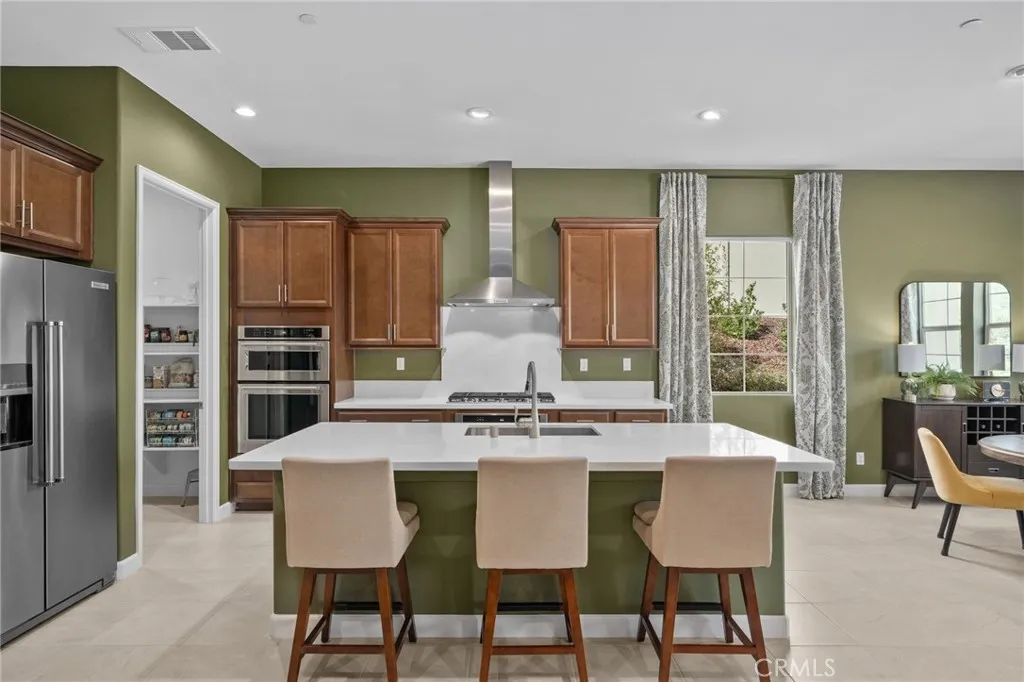 24528 Crestley Drive, Corona, California 92883 home-pic-9