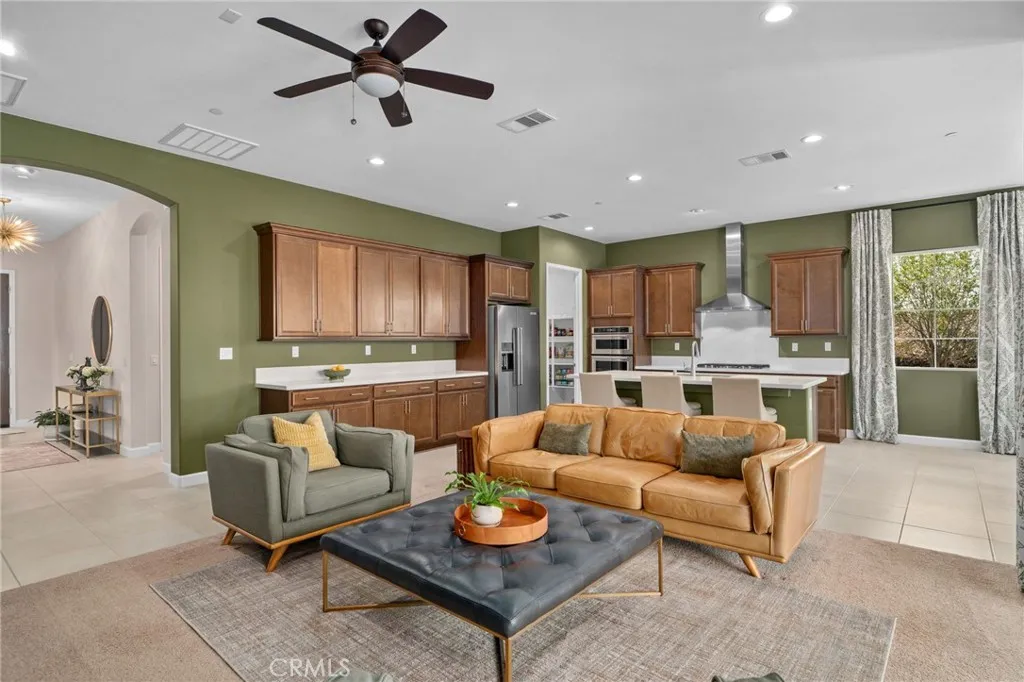 24528 Crestley Drive, Corona, California 92883 home-pic-8