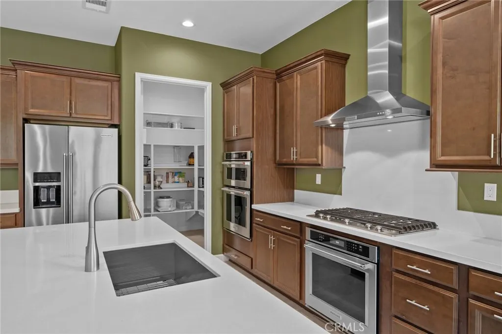 24528 Crestley Drive, Corona, California 92883 home-pic-11