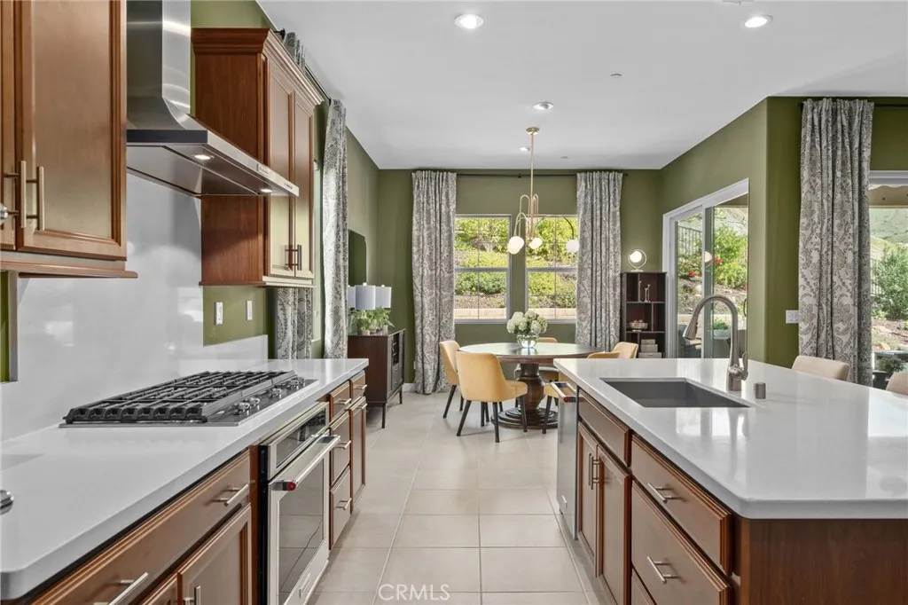 24528 Crestley Drive, Corona, California 92883 home-pic-13