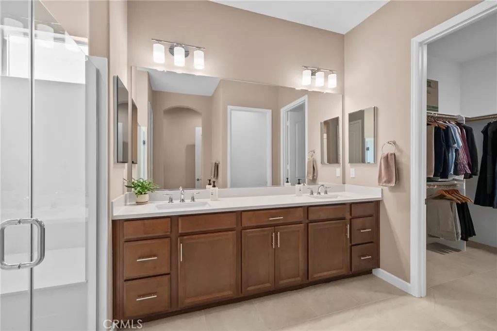 24528 Crestley Drive, Corona, California 92883 home-pic-20