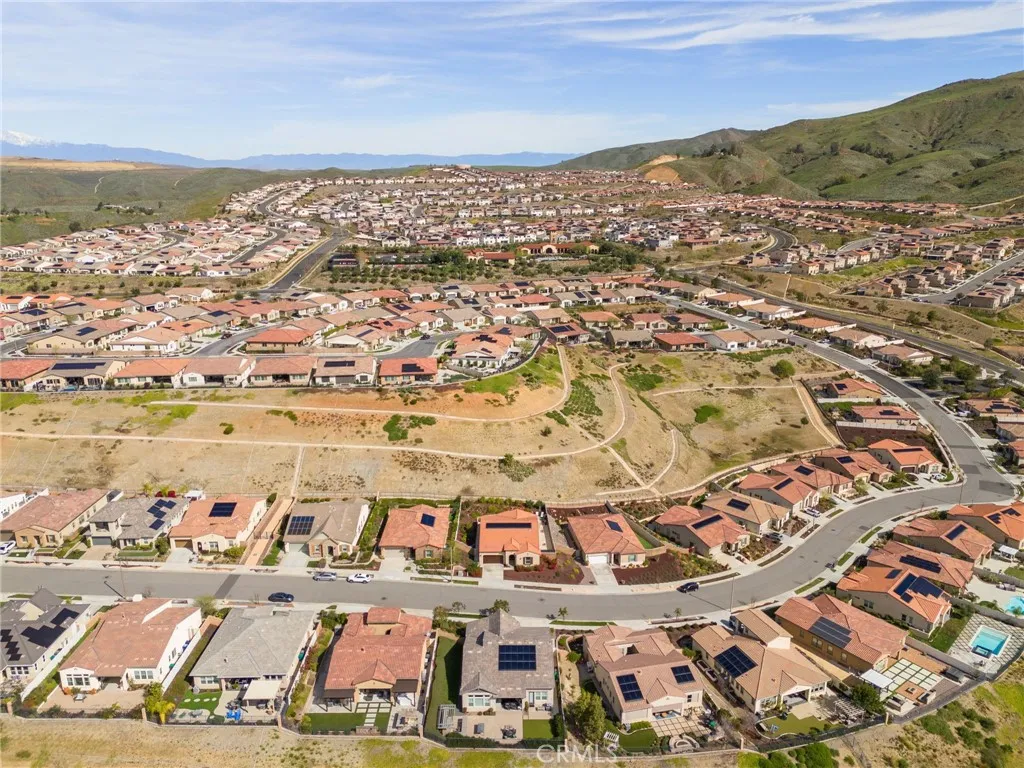 24528 Crestley Drive, Corona, California 92883 home-pic-43