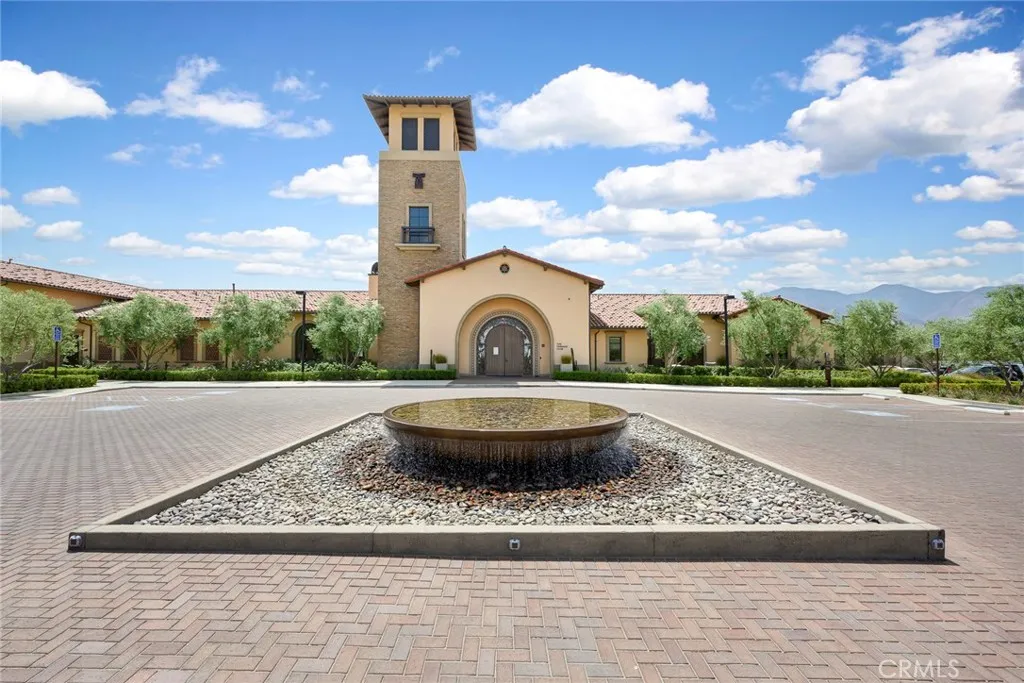 24528 Crestley Drive, Corona, California 92883 home-pic-60