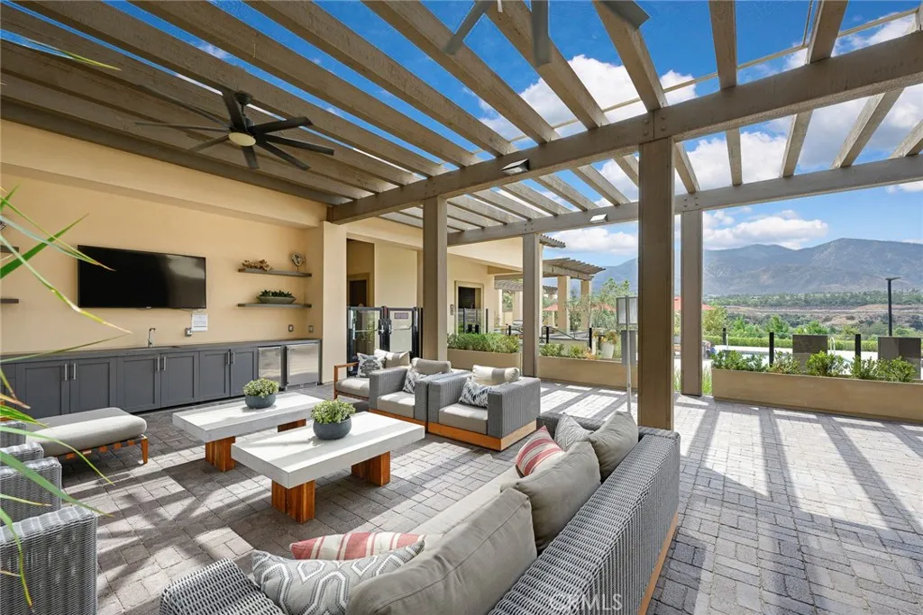 24528 Crestley Drive, Corona, California 92883 home-pic-68