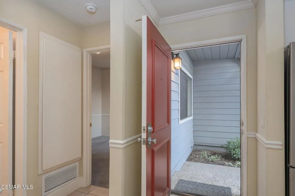 647 Arneill Road, Camarillo, California 93010 home-pic-4