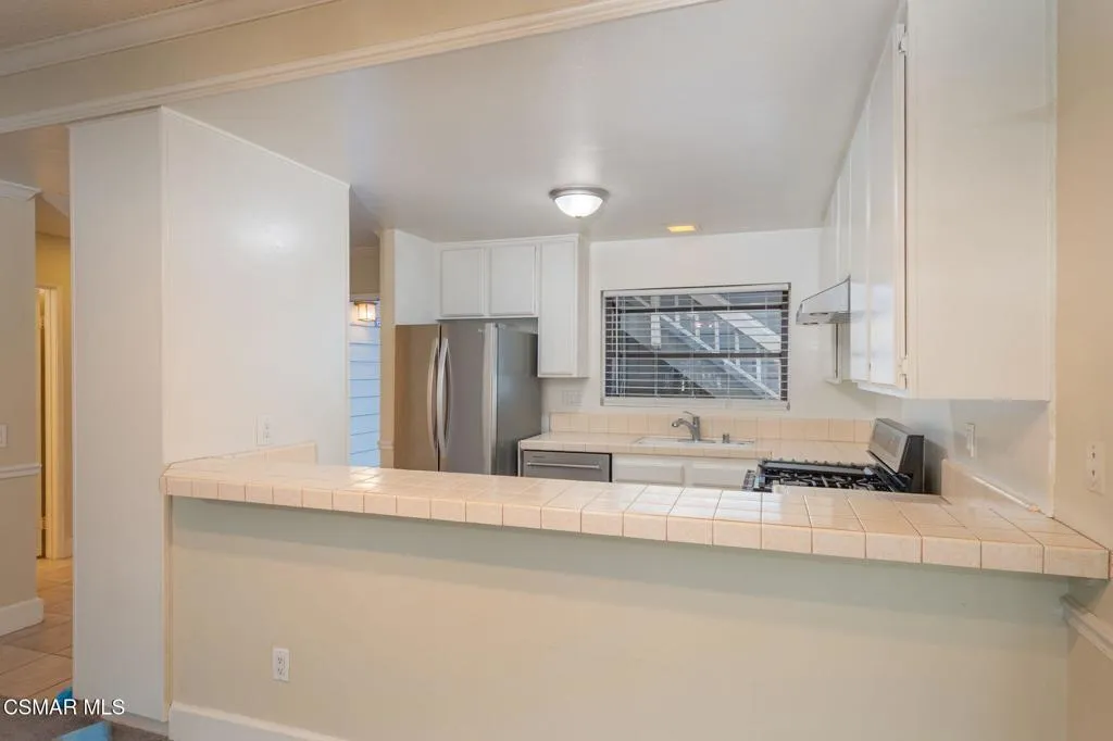647 Arneill Road, Camarillo, California 93010 home-pic-8
