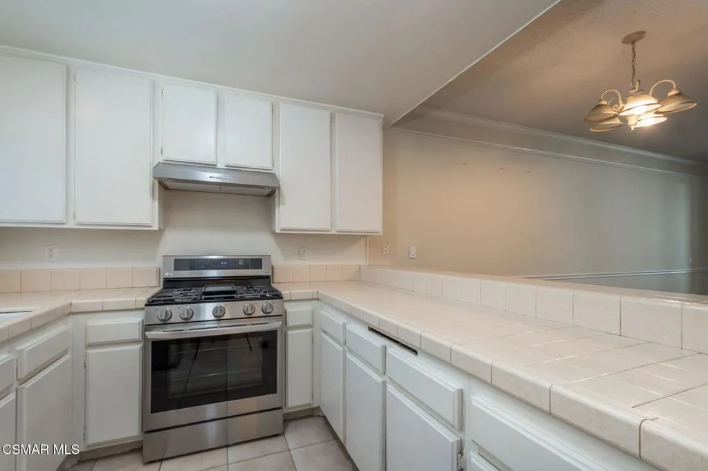 647 Arneill Road, Camarillo, California 93010 home-pic-9