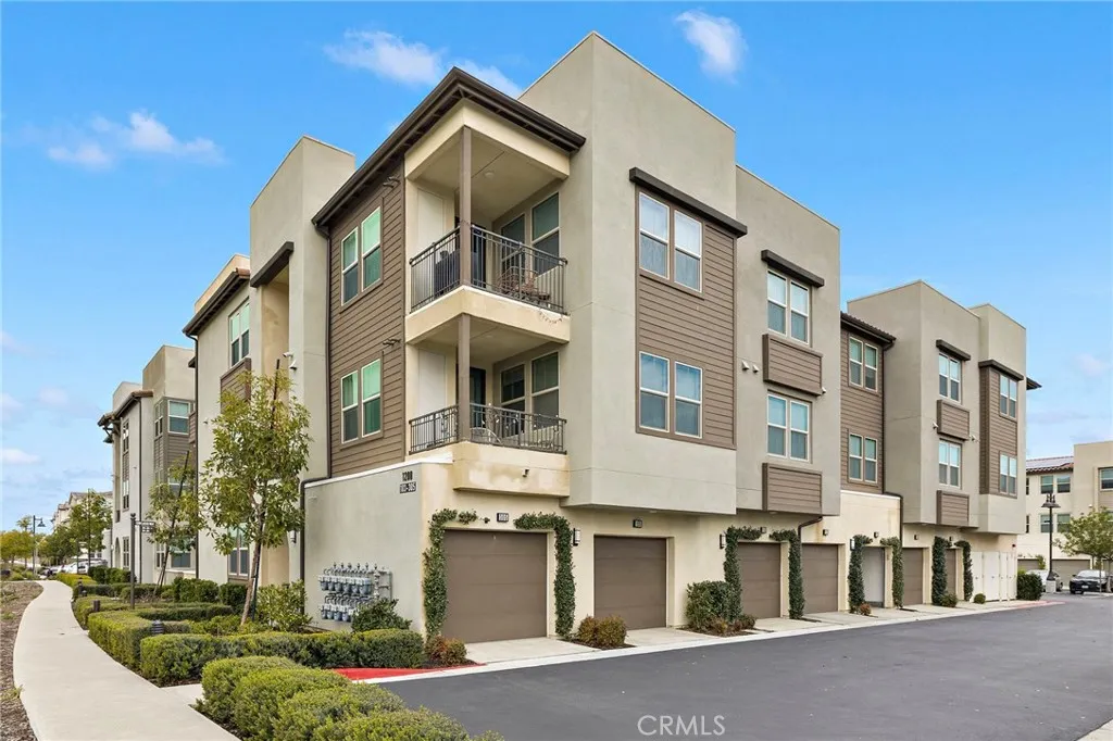 1200 Lasso Way 305, Ladera Ranch, California 92694 home-pic-24