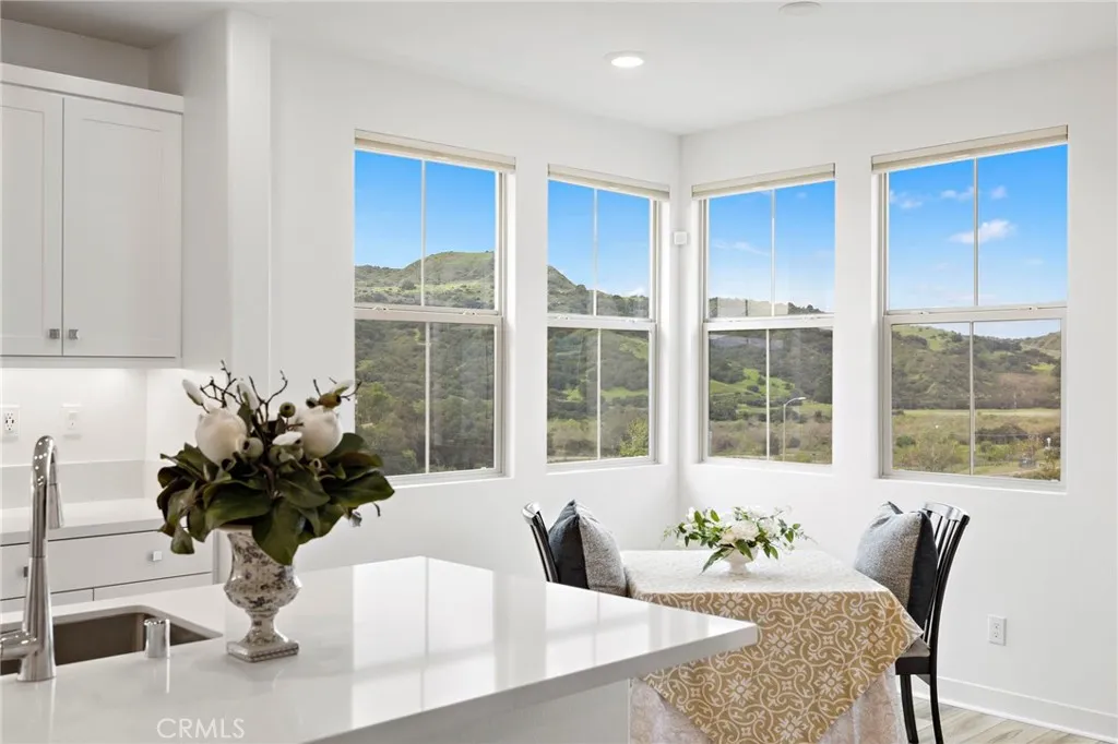 1200 Lasso Way 305, Ladera Ranch, California 92694 home-pic-1