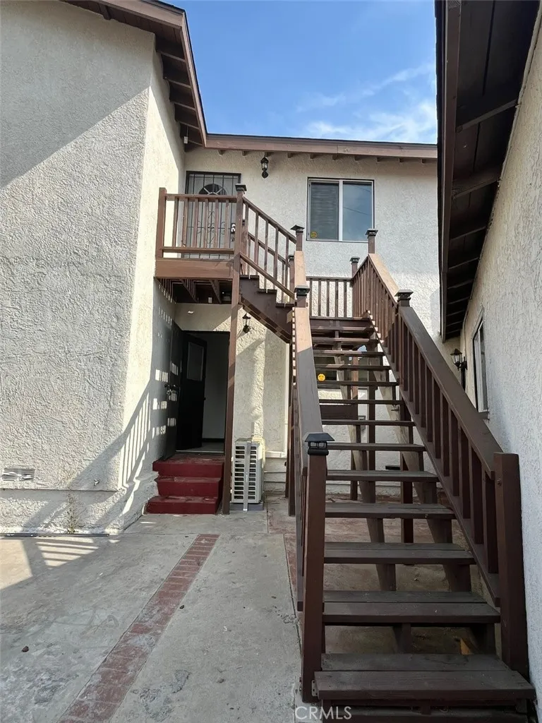 2645 W Via Corona, Montebello, California 90640 home-pic-16