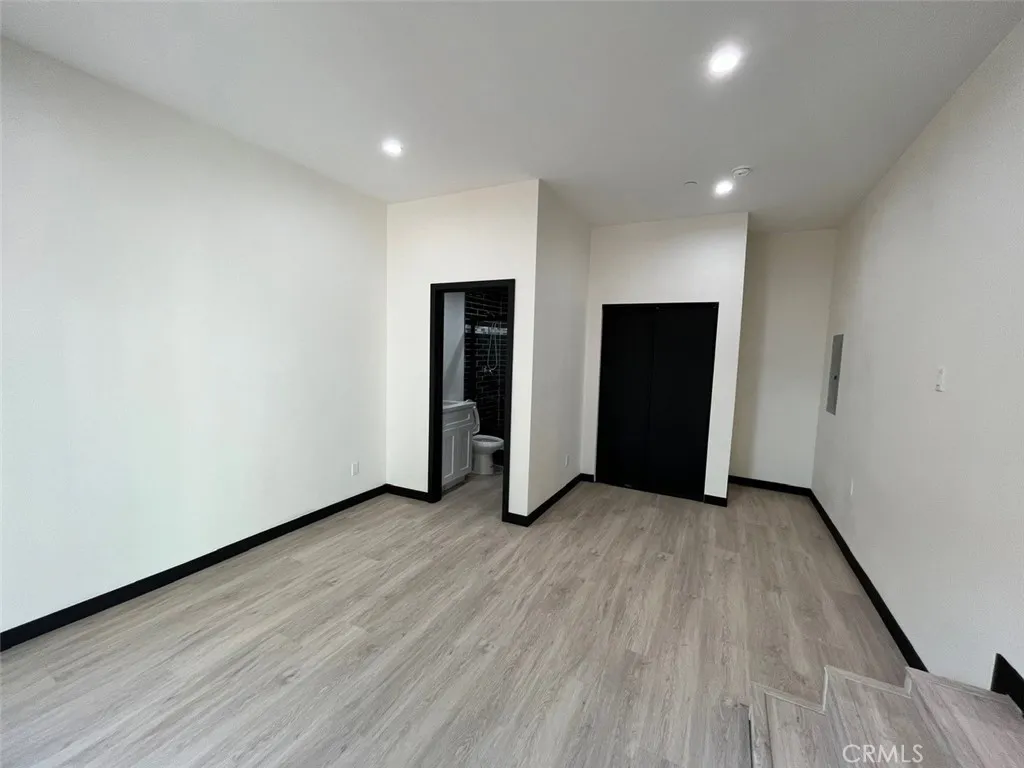 2645 W Via Corona, Montebello, California 90640 home-pic-13