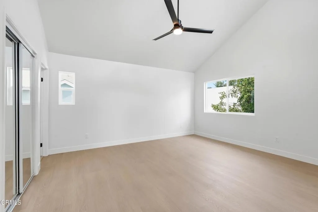 823 Earlham Street 4, Pasadena, California 91101 home-pic-16