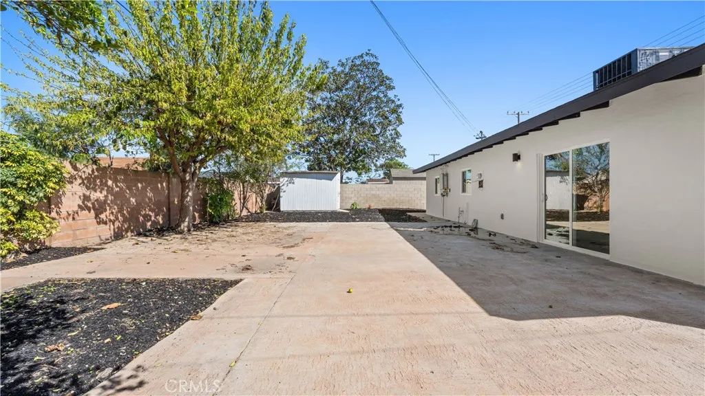 1269 E Vermont Avenue, Anaheim, California 92805 home-pic-31