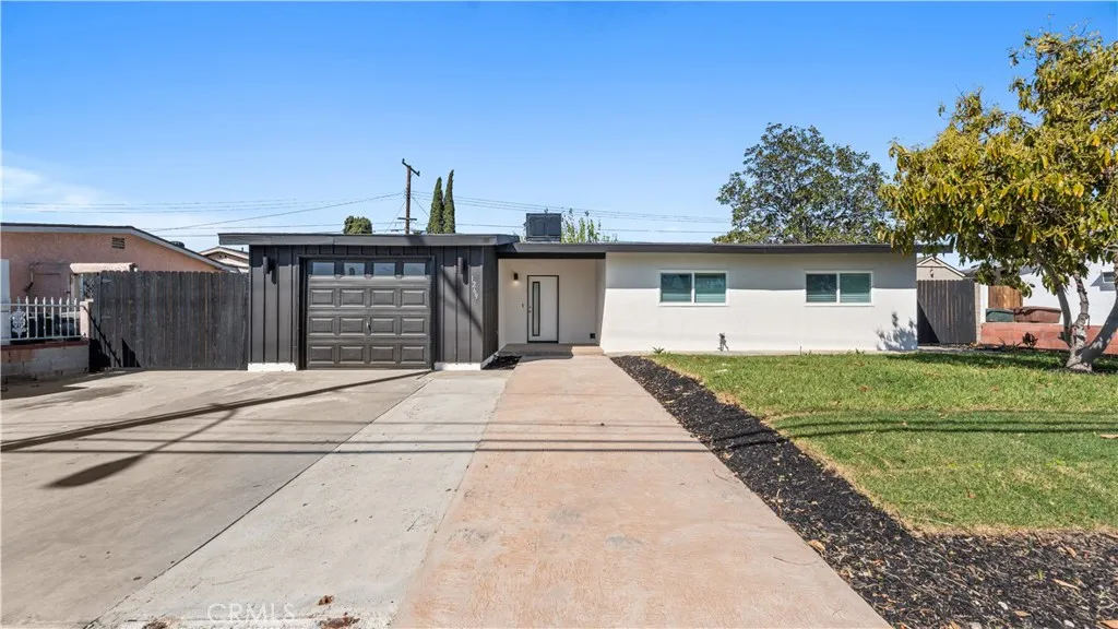 1269 E Vermont Avenue, Anaheim, California 92805 home-pic-2