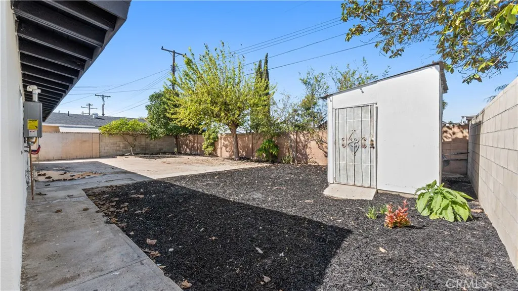 1269 E Vermont Avenue, Anaheim, California 92805 home-pic-42