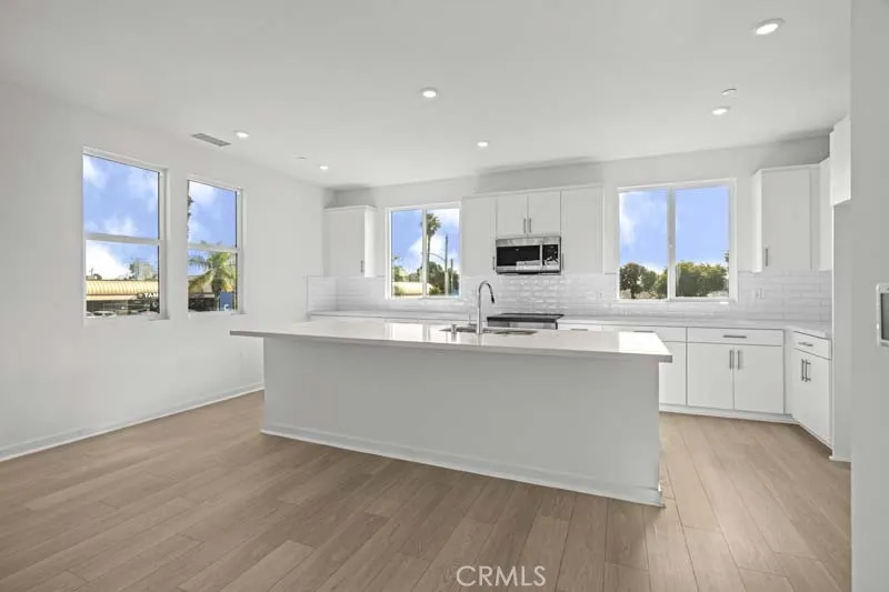 101 Laxore St. 205, Anaheim, California 92804 home-pic-3