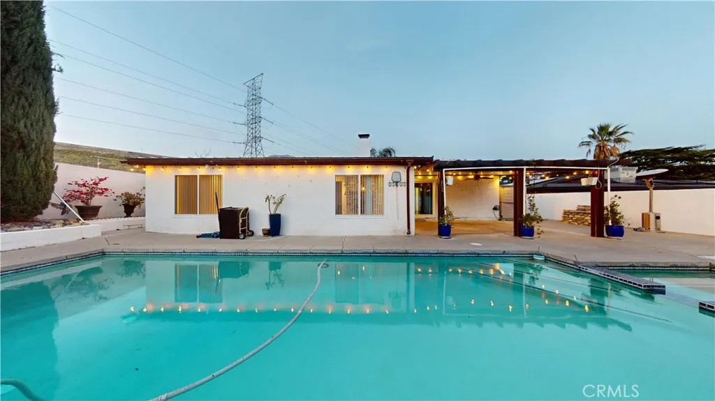 2521 Electric, Upland, California 91784 home-pic-24