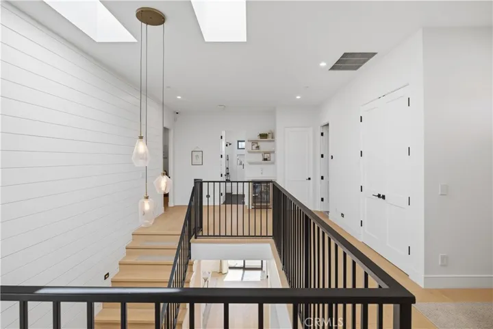 2504 Fisk Lane, Redondo Beach, California 90278