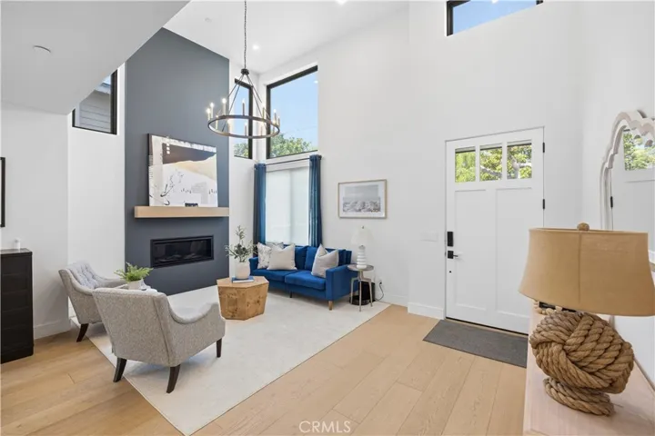 2504 Fisk Lane, Redondo Beach, California 90278