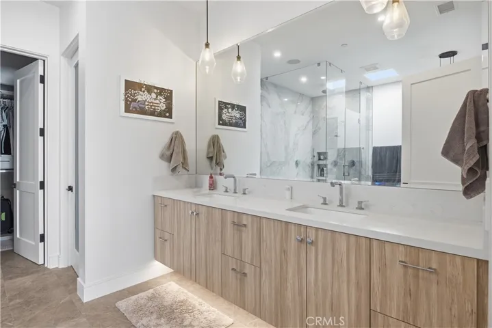 2504 Fisk Lane, Redondo Beach, California 90278