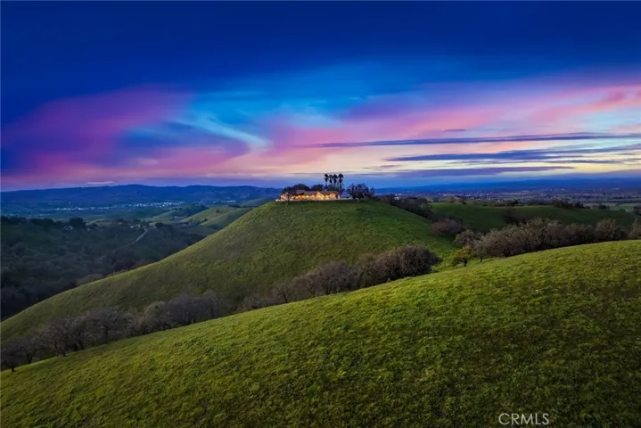 A perfect site to take in the Central Coast's beauty.
