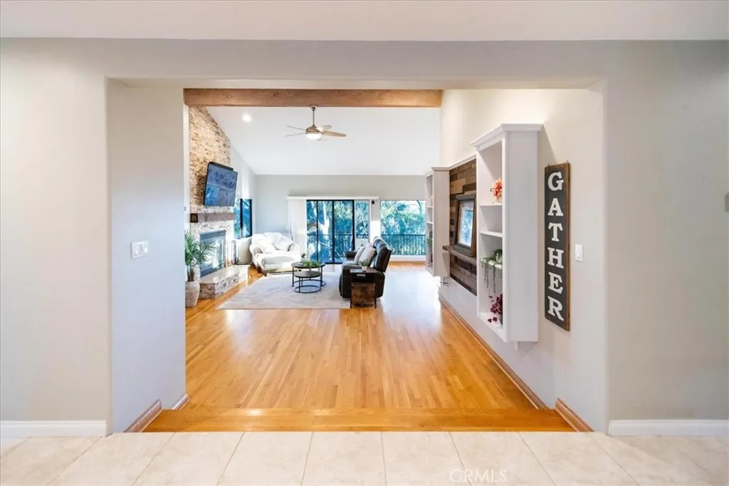 4408 Brodea Ln, Fallbrook, California 92028 home-pic-8