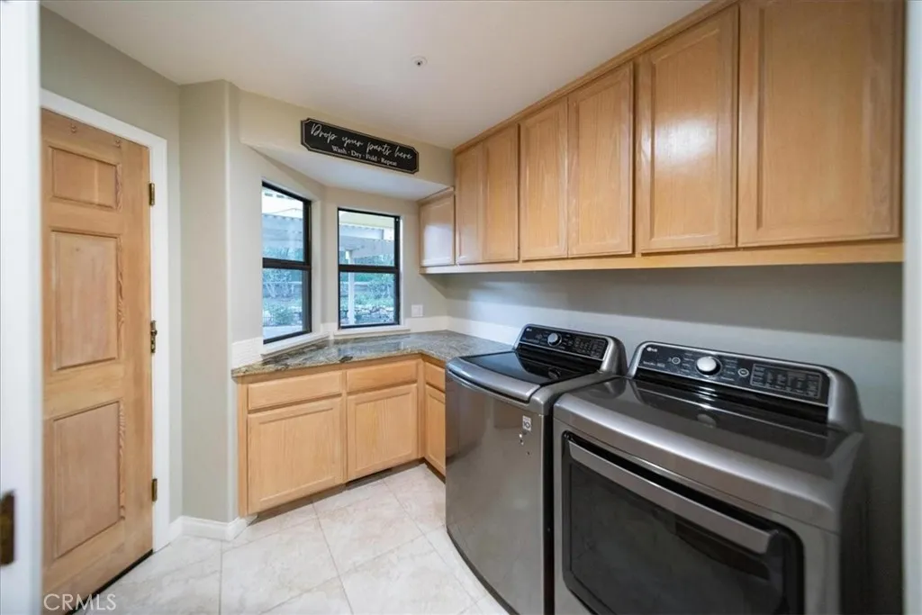 4408 Brodea Ln, Fallbrook, California 92028 home-pic-49