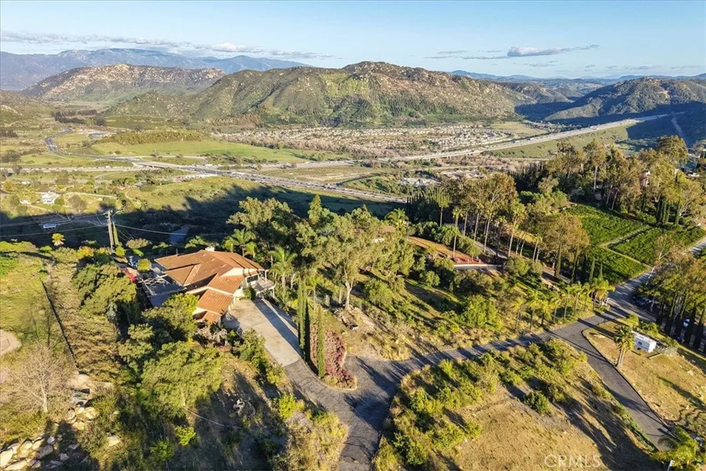 4408 Brodea Ln, Fallbrook, California 92028 home-pic-68