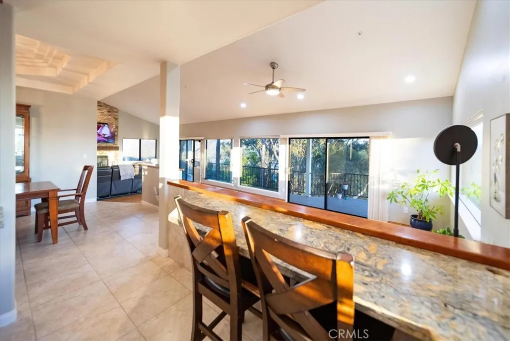 4408 Brodea Ln, Fallbrook, California 92028 home-pic-15