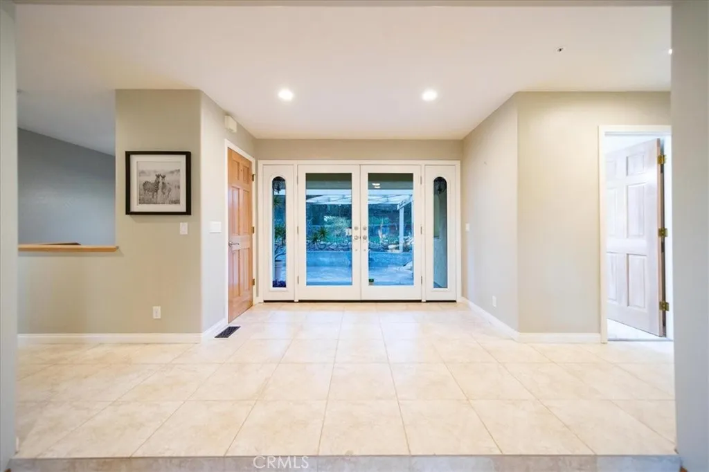 4408 Brodea Ln, Fallbrook, California 92028 home-pic-9