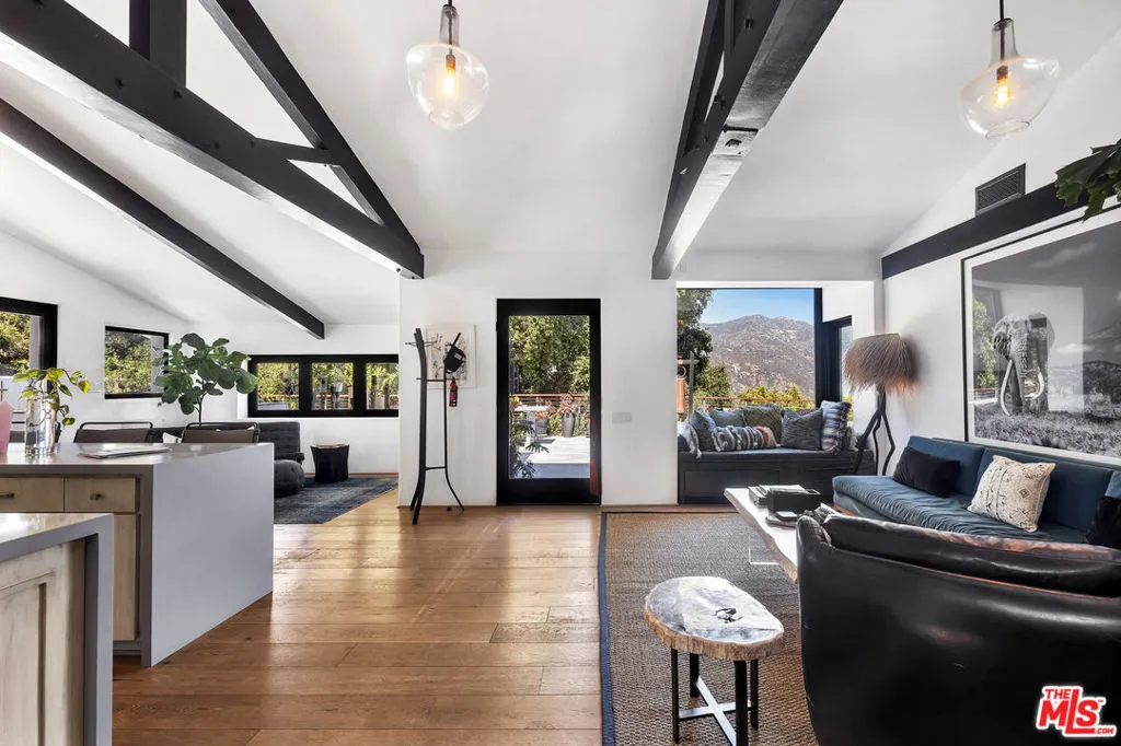 26272 Cool Glen Way, Malibu, California 90265 home-pic-9