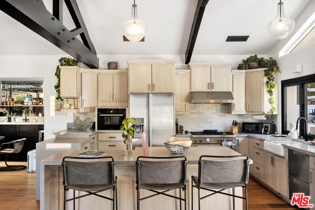 26272 Cool Glen Way, Malibu, California 90265 home-pic-3