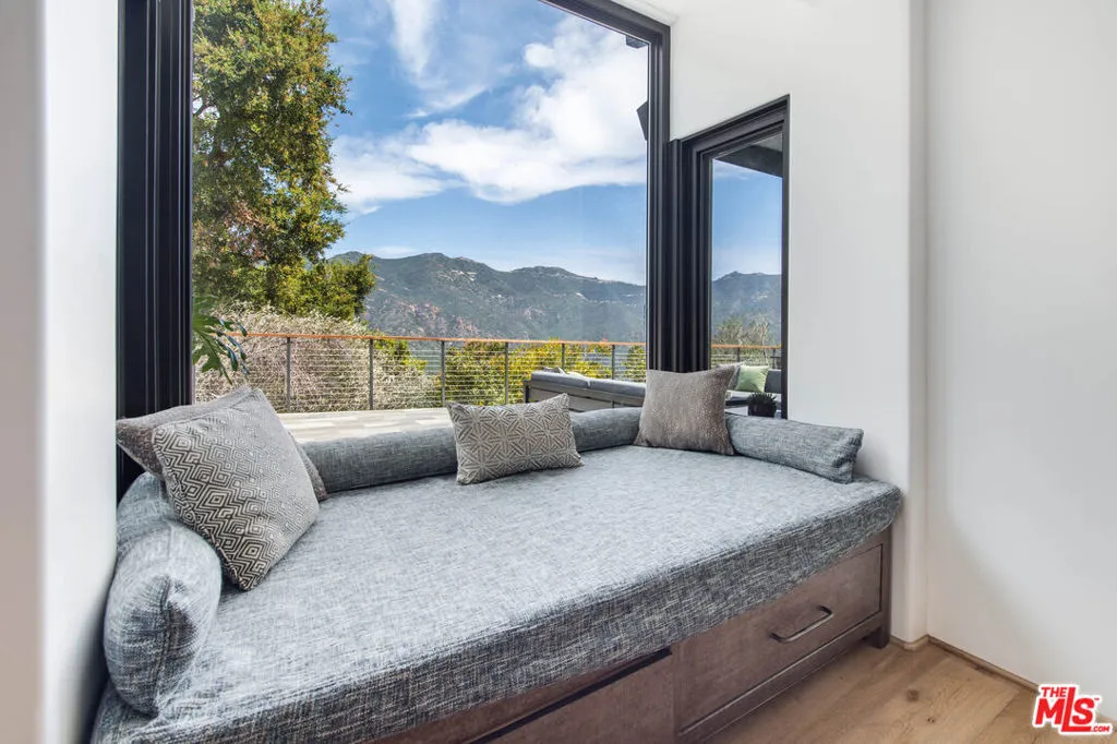 26272 Cool Glen Way, Malibu, California 90265 home-pic-6