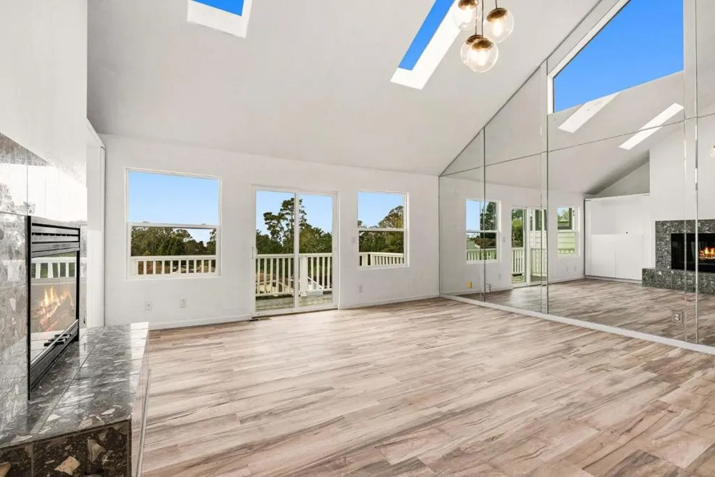 Primary Bedroom - Sliders to deck w/ ocean and golf course views