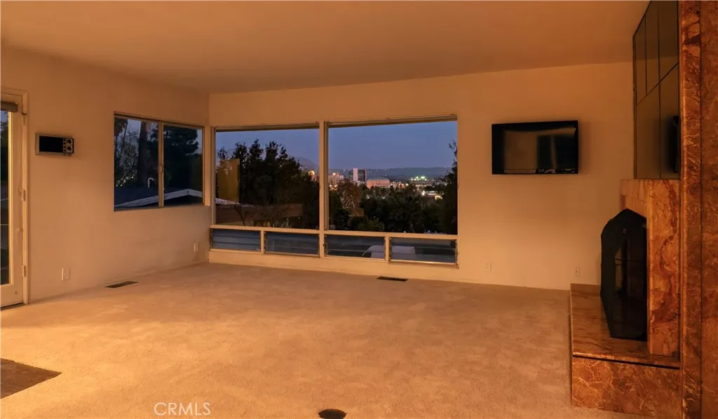 4227 Miramonte Place, Riverside, California 92501 home-pic-2