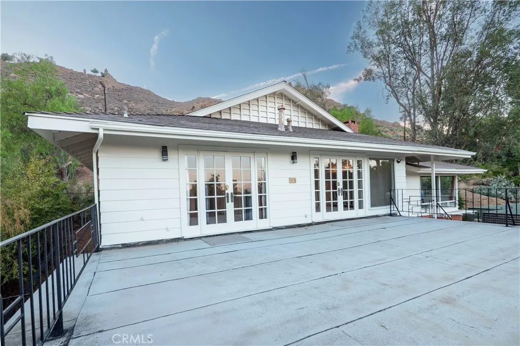 4227 Miramonte Place, Riverside, California 92501 home-pic-4