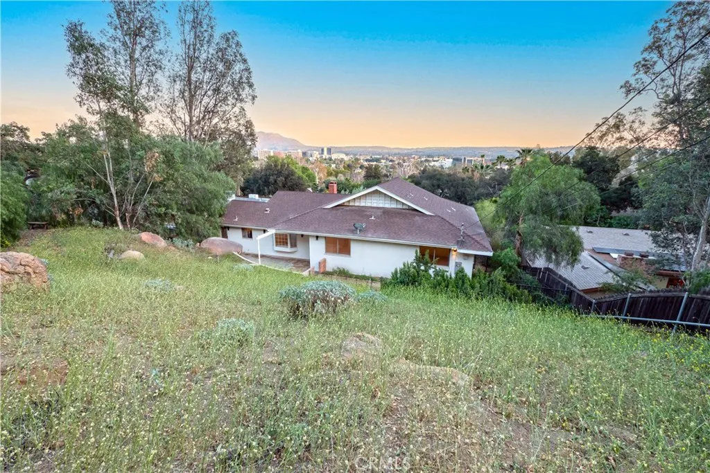 4227 Miramonte Place, Riverside, California 92501 home-pic-29