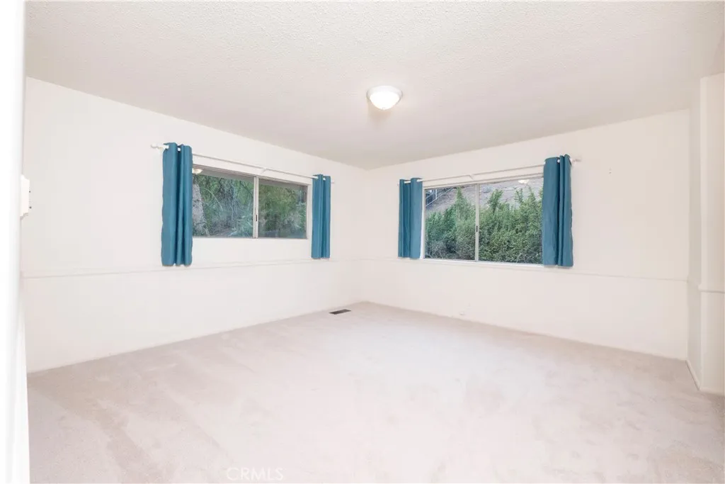 4227 Miramonte Place, Riverside, California 92501 home-pic-20