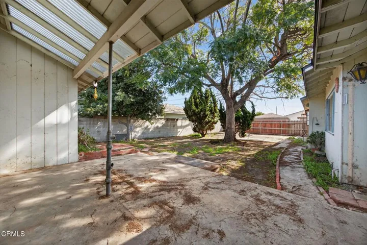 20-web-or-mls-UpmarketMedia-722WRob070
