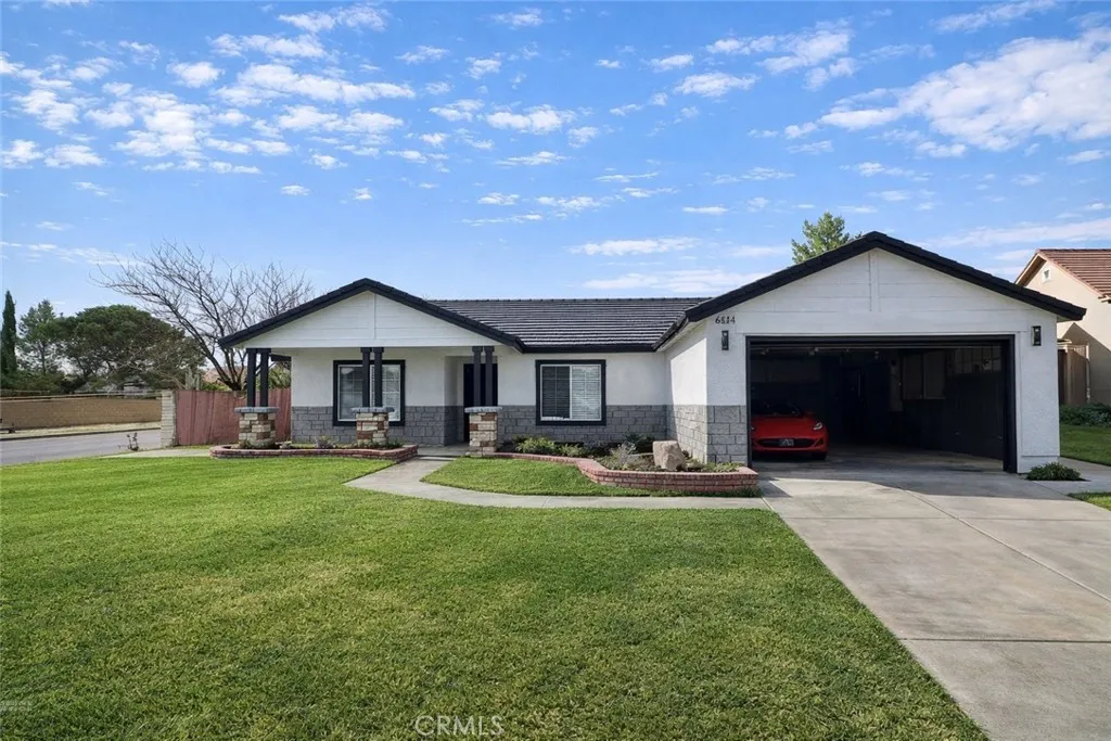 6144 Treehaven Court, Lancaster, California 93536 home-pic-1