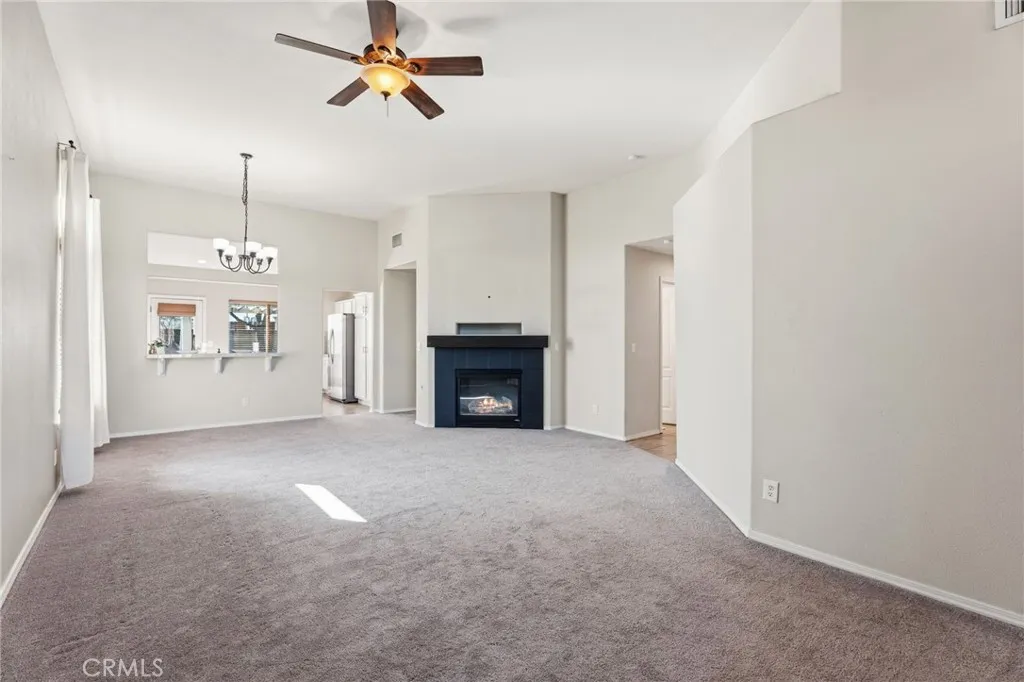 6615 N Babigian, Fresno, California 93722 home-pic-5