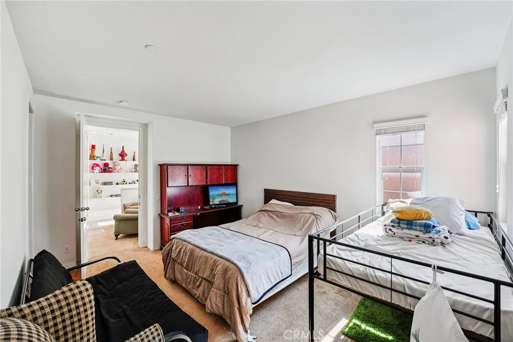 1951 W Provost Place, San Bernardino, California 92407 home-pic-17