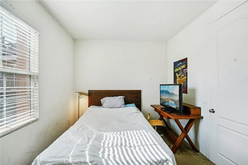 1951 W Provost Place, San Bernardino, California 92407 home-pic-13