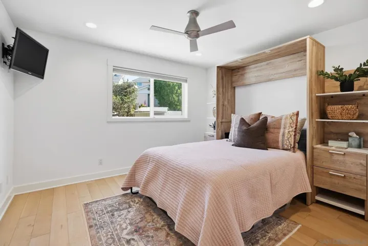 1155 Star Park Circle 1d, Coronado, California 92118