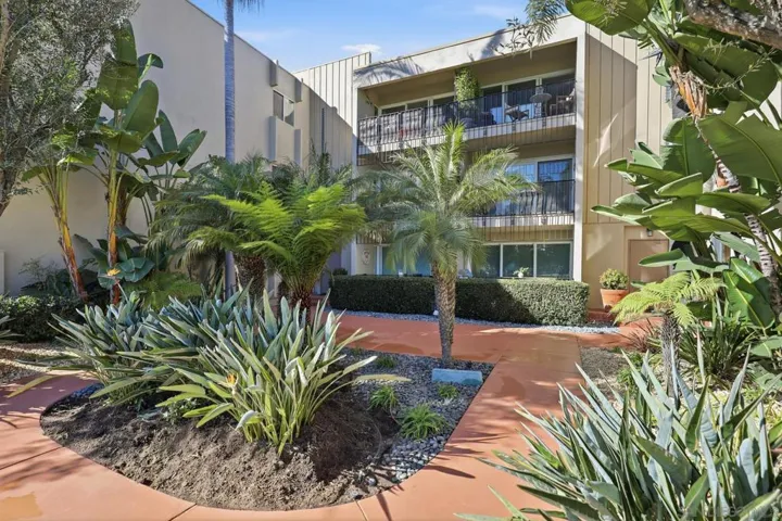 1155 Star Park Circle 1d, Coronado, California 92118