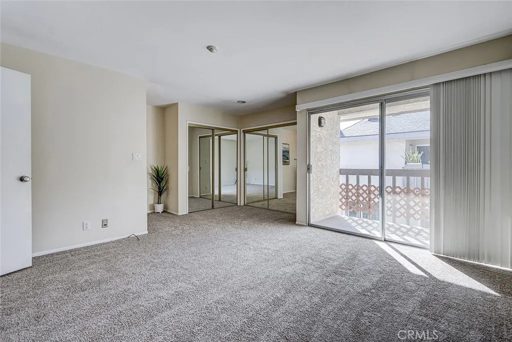2105 Mathews Avenue 11, Redondo Beach, California 90278 home-pic-28
